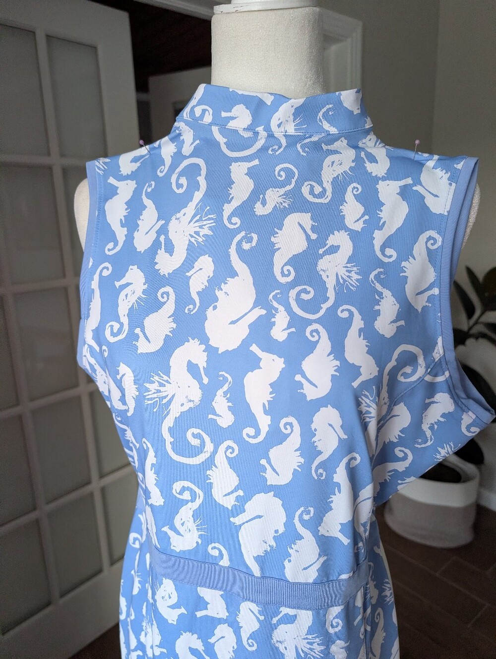 AnaClare Active Light Blue Sleeveless Seahorse Print Dress Small - Picture 8 of 10